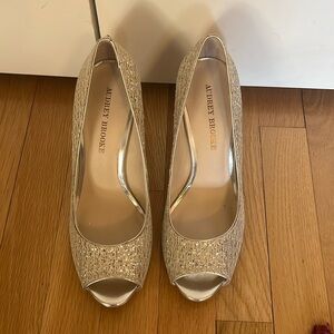 Audrey Brooke Quillan Peep toe pumps.
